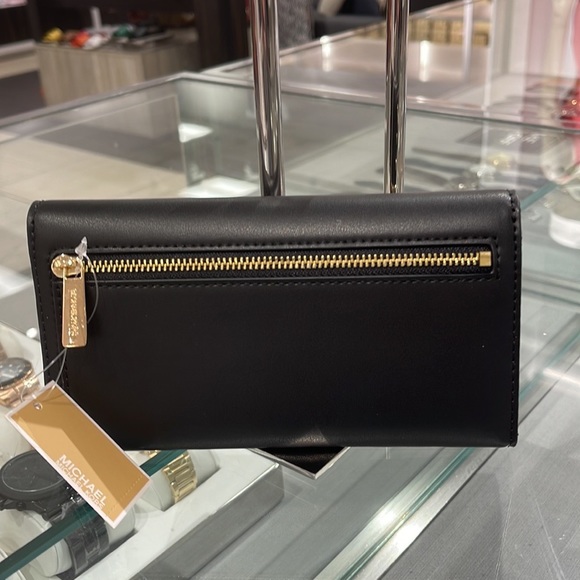 MICHAEL KORS JET SET TRAVEL LADY LARGE TRIFOLD  NON-LEATHER VEGAN WALLET 
BLACK - Picture 5 of 16